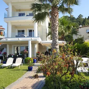 Sun Exclusive Seaside 3* Polychrono